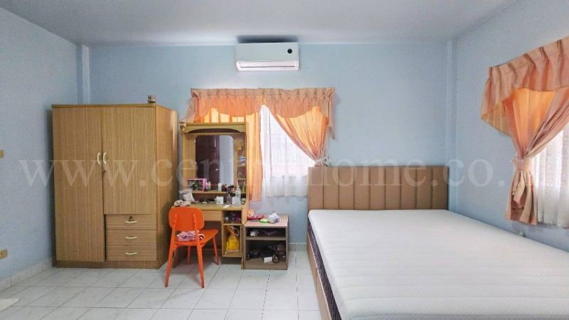 รูป บ้านแฝด (เนื้อที่บ้านเดี่ยว) รวิพร เพลส หลังริม เนินพลับหวาน ทำเลดี สำหรับอยู่อาศัย หรือซื้อลงทุนรีโนเวต ราคาถูกมาก - รูปที่ 8/20