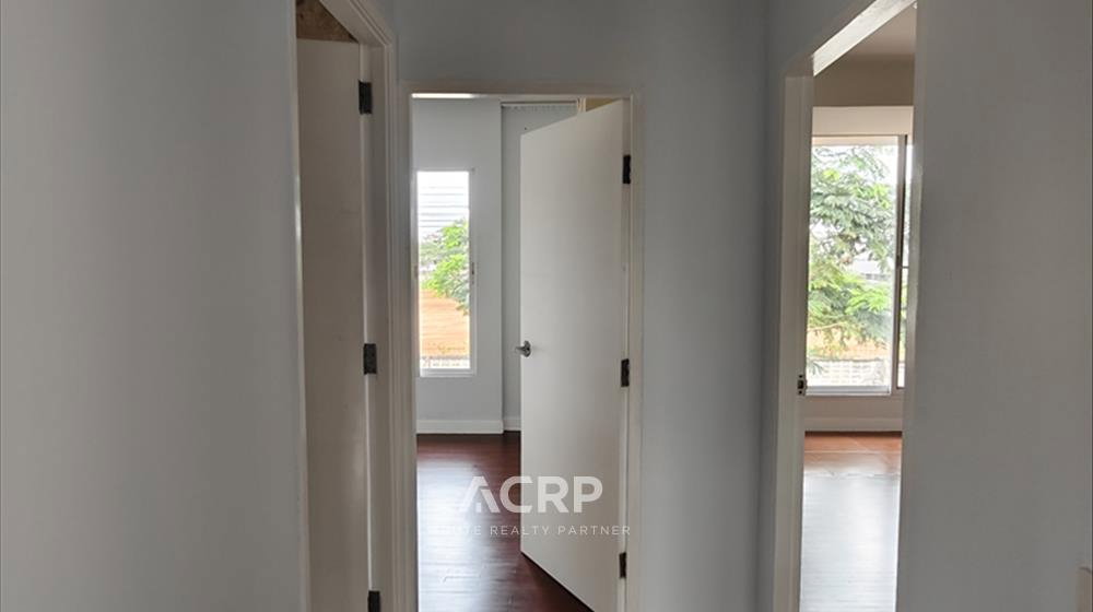 picture Bangkok Villa for Rent – Pradit Manutham - 7/12