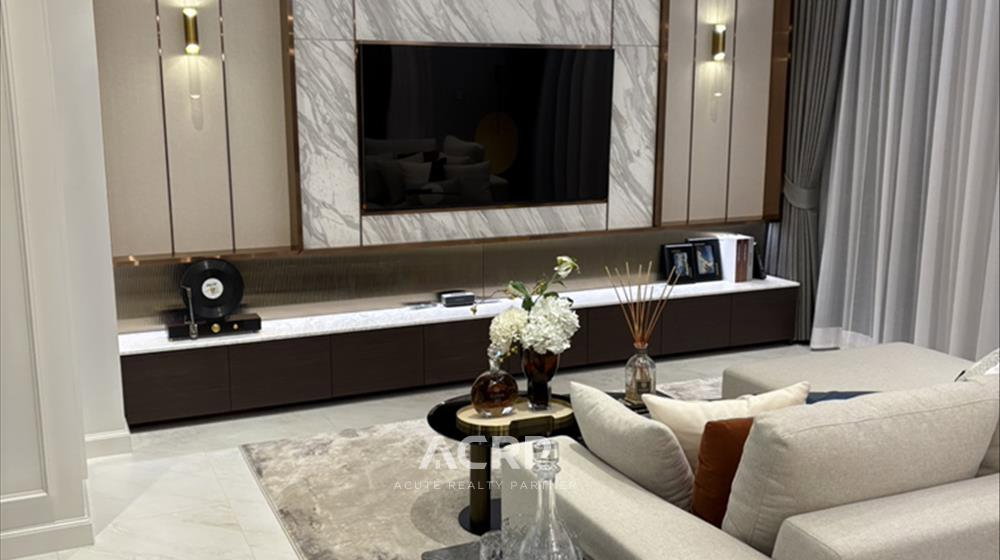 รูป บ้านหรู Super Luxury เอกมัย 10 | ขาย 60 ล้าน | เช่า 320,000 บาท - รูปที่ 2/9