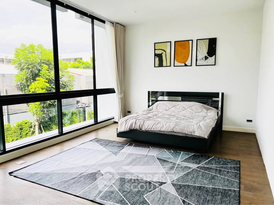 4-bed house for rent, 430 sqm, 68 sq wah, BUGAAN KRUNGTHEP KREETHA