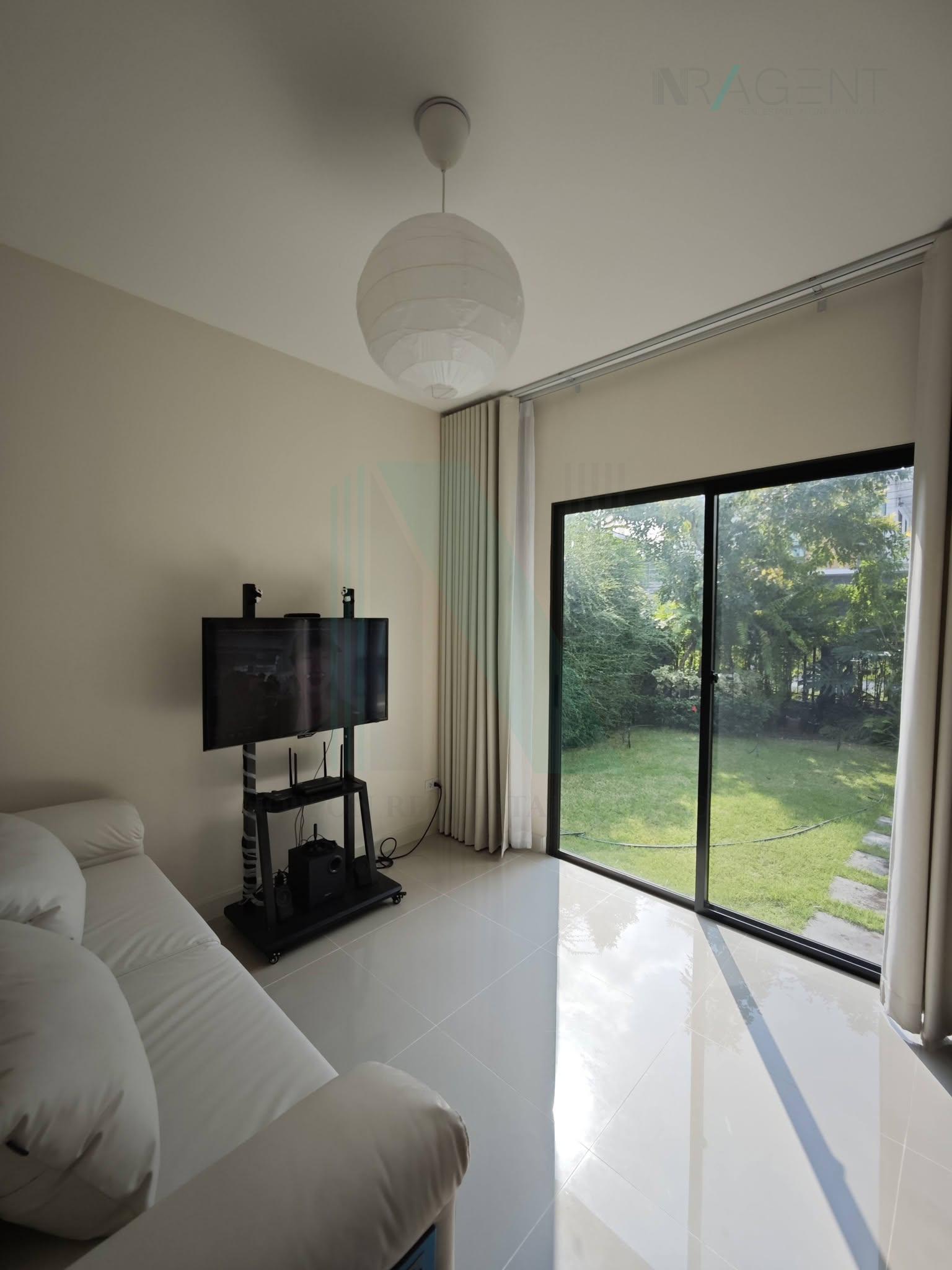 ขายบ้านเดี่ยว 4 ห้องนอน 142 ตร.ม. 54 ตร.ว. เพอร์เฟค พาร์ค สุวรรณภูมิ