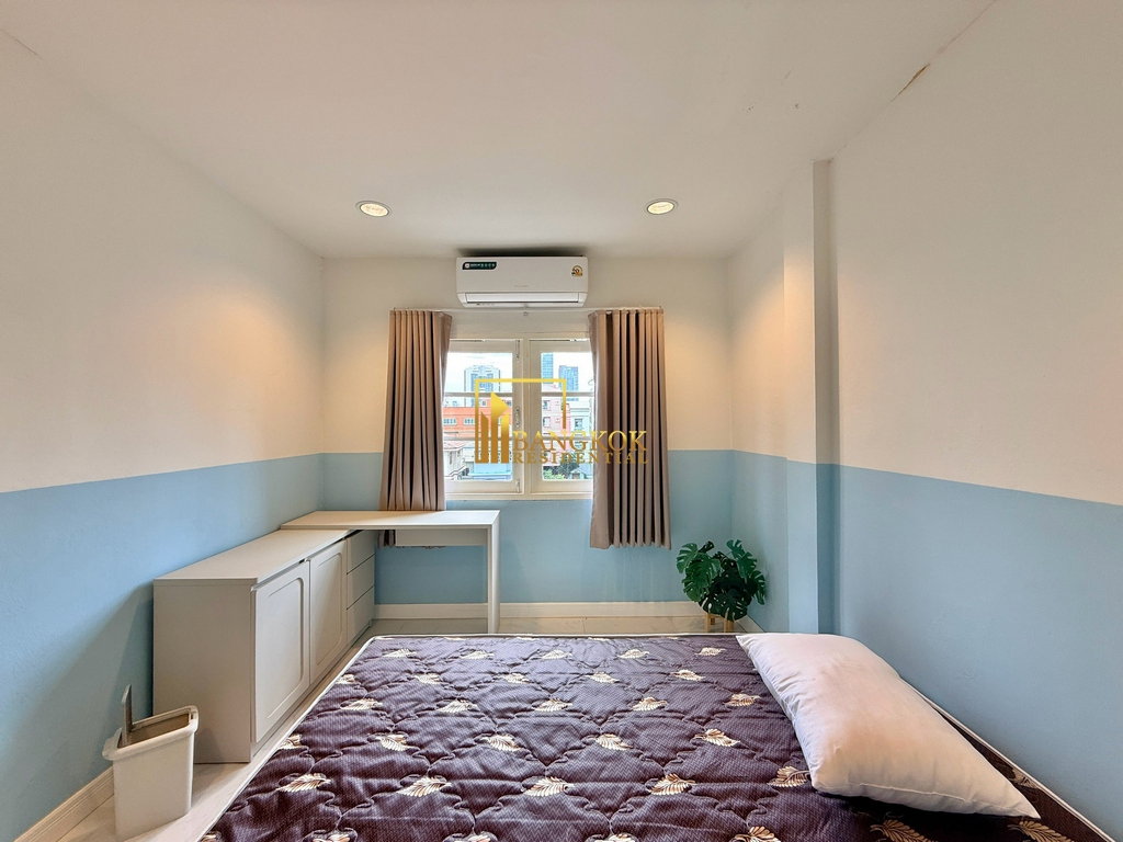 picture Thonglor Classic Home | Spacious 5 Bed Townhouse in Thonglor - BR49108TH - 29/44