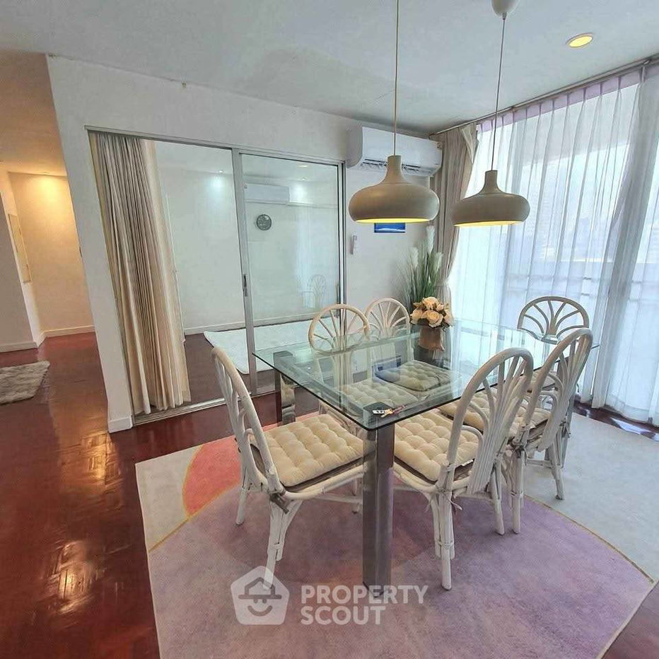picture 3-BR D.S. Tower 2 Sukhumvit 39 Condominium Near MRT Sukhumvit (ID 2806740) - 2/10