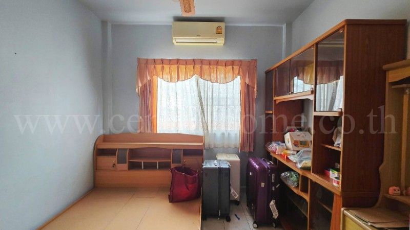 รูป บ้านแฝด (เนื้อที่บ้านเดี่ยว) รวิพร เพลส หลังริม เนินพลับหวาน ทำเลดี สำหรับอยู่อาศัย หรือซื้อลงทุนรีโนเวต ราคาถูกมาก - รูปที่ 11/20