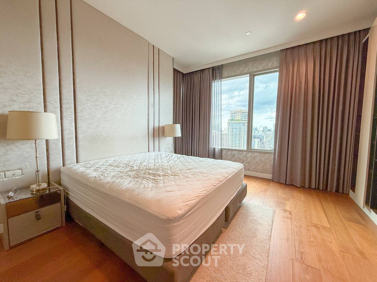 picture 2-BR Condo at 185 Rajadamri near BTS Ratchadamri (ID 3393491) - 4/19