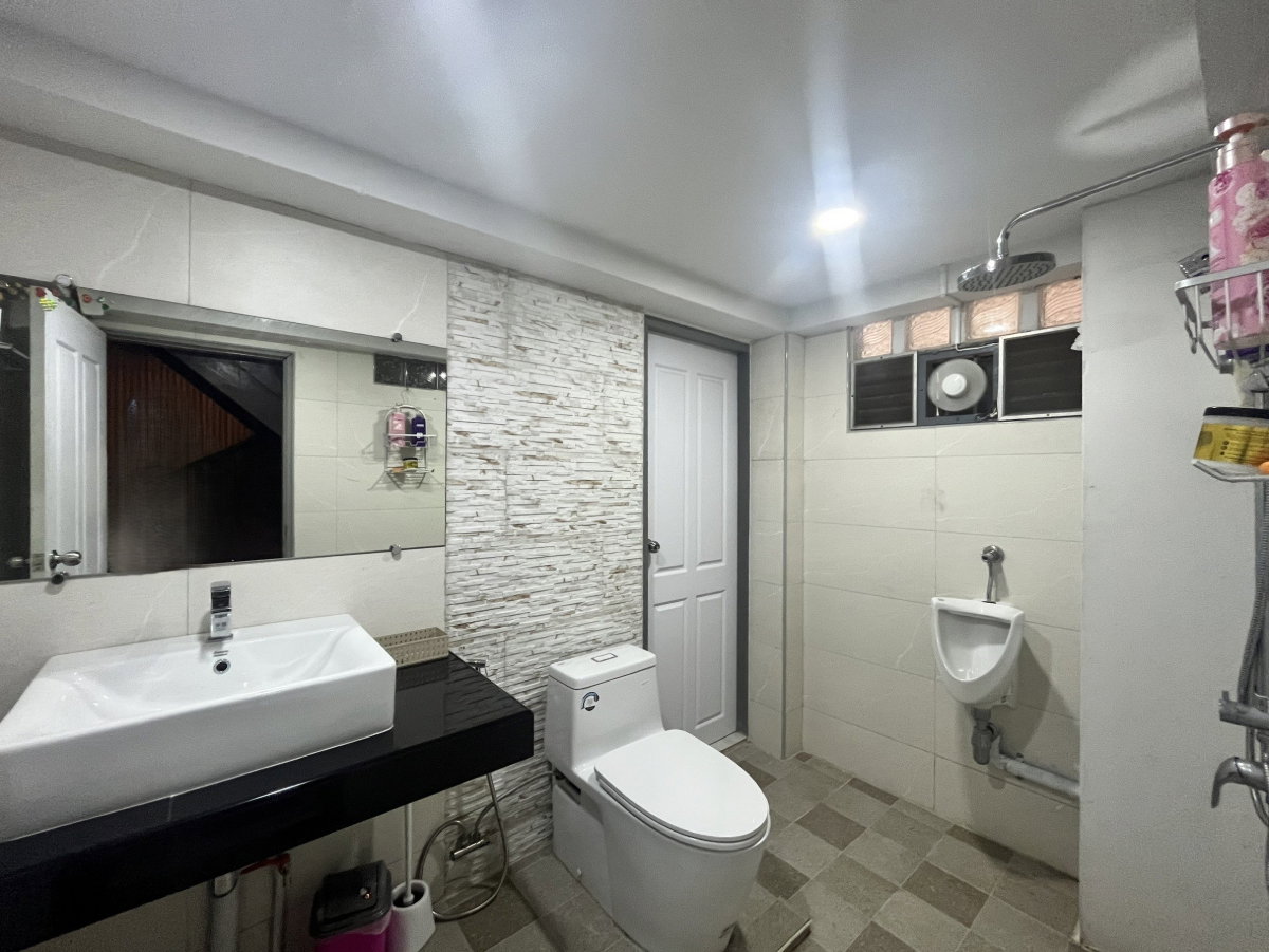 รูป  บ้าน 3 ห้องนอน พร้อมระเบียงจัดเลี้ยง ให้เช่า | ช้างเผือก ใกล้แยกข่วงสิงห์ เชียงใหม่ (EN below) - รูปที่ 13/46
