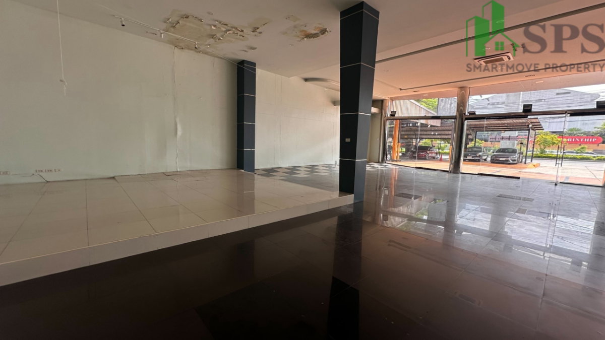 รูป ให้เช่าโชว์รูม ทำเลดี ติดถนนศรีนครินทร์ ( SPSEVE2183 ) - รูปที่ 5/6