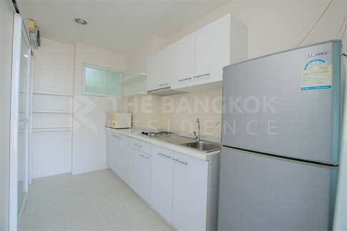 Life@Ratchada - Huaikhwang Easy Travel, Fully Utilized Space near MRT Huai Khwang Station