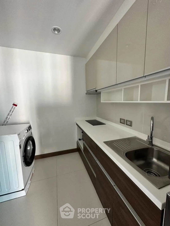 picture 2-BR Condo at Supalai Oriental Sukhumvit 39 near MRT Phetchaburi (ID 3389550) - 6/7