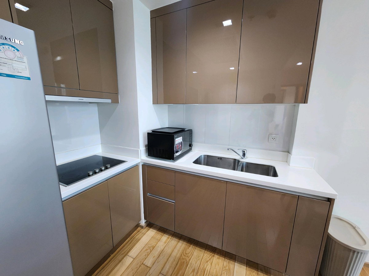 รูป ให้เช่า Siri at Sukhumvit (สิริ แอท สุขุมวิท) 2 Bed 2Bath 70 Sqm. วิวสระว่ายน้ำไซส์ใหญ่ ทำเลทองหล่อในราคาคุ้มที่สุด! เพียง45k - รูปที่ 12/44