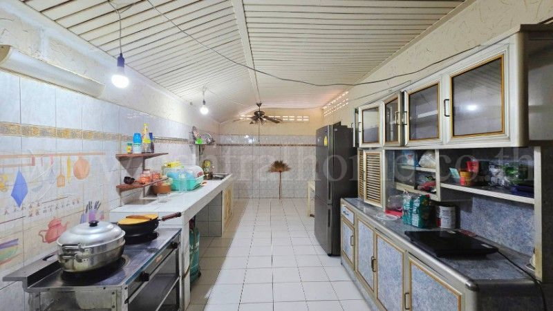 รูป บ้านแฝด (เนื้อที่บ้านเดี่ยว) รวิพร เพลส หลังริม เนินพลับหวาน ทำเลดี สำหรับอยู่อาศัย หรือซื้อลงทุนรีโนเวต ราคาถูกมาก - รูปที่ 13/20