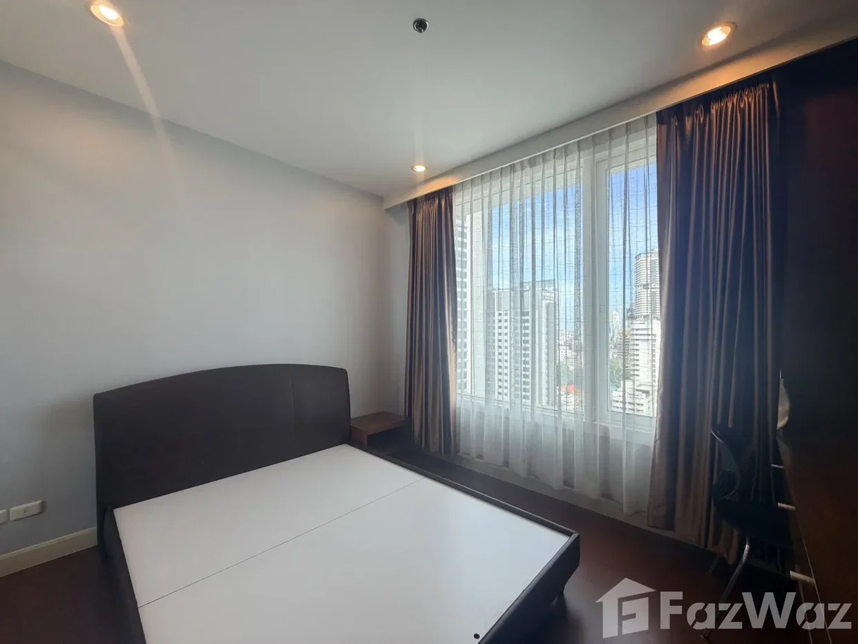 picture Prime location within walking distance of BTS Phrom Phong 6855362 - 5/25