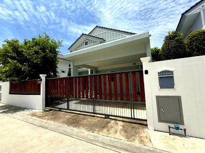 Houses for rent Bang Plee Samut Prakarn : #HHR234 For Rent 2-Story Single House Villaggio 2 Srinakarin-Bangna 165 sqm 📍 Near Mega Bangna