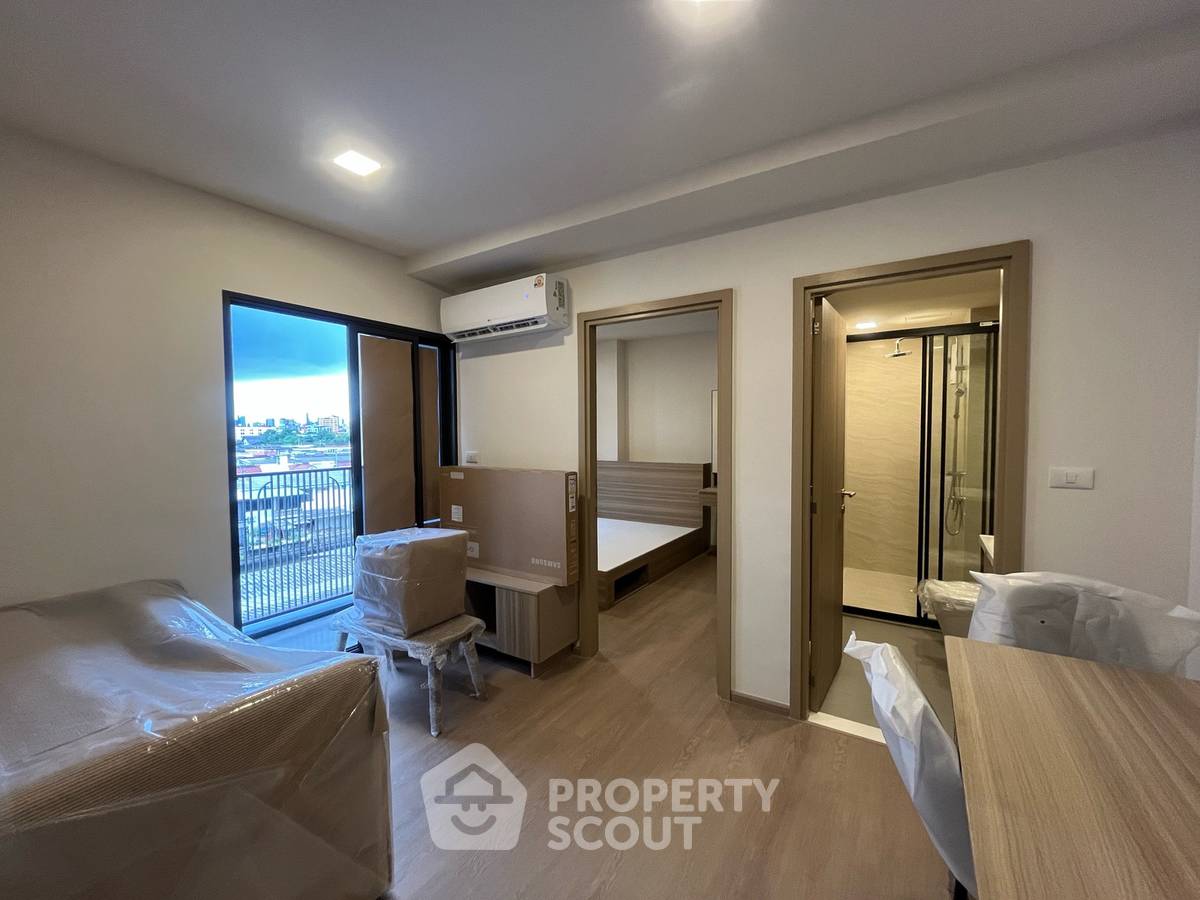 picture 2-BR Condo at The Base Ratchada 19 near MRT Ratchadaphisek (ID 3389127) - 3/13