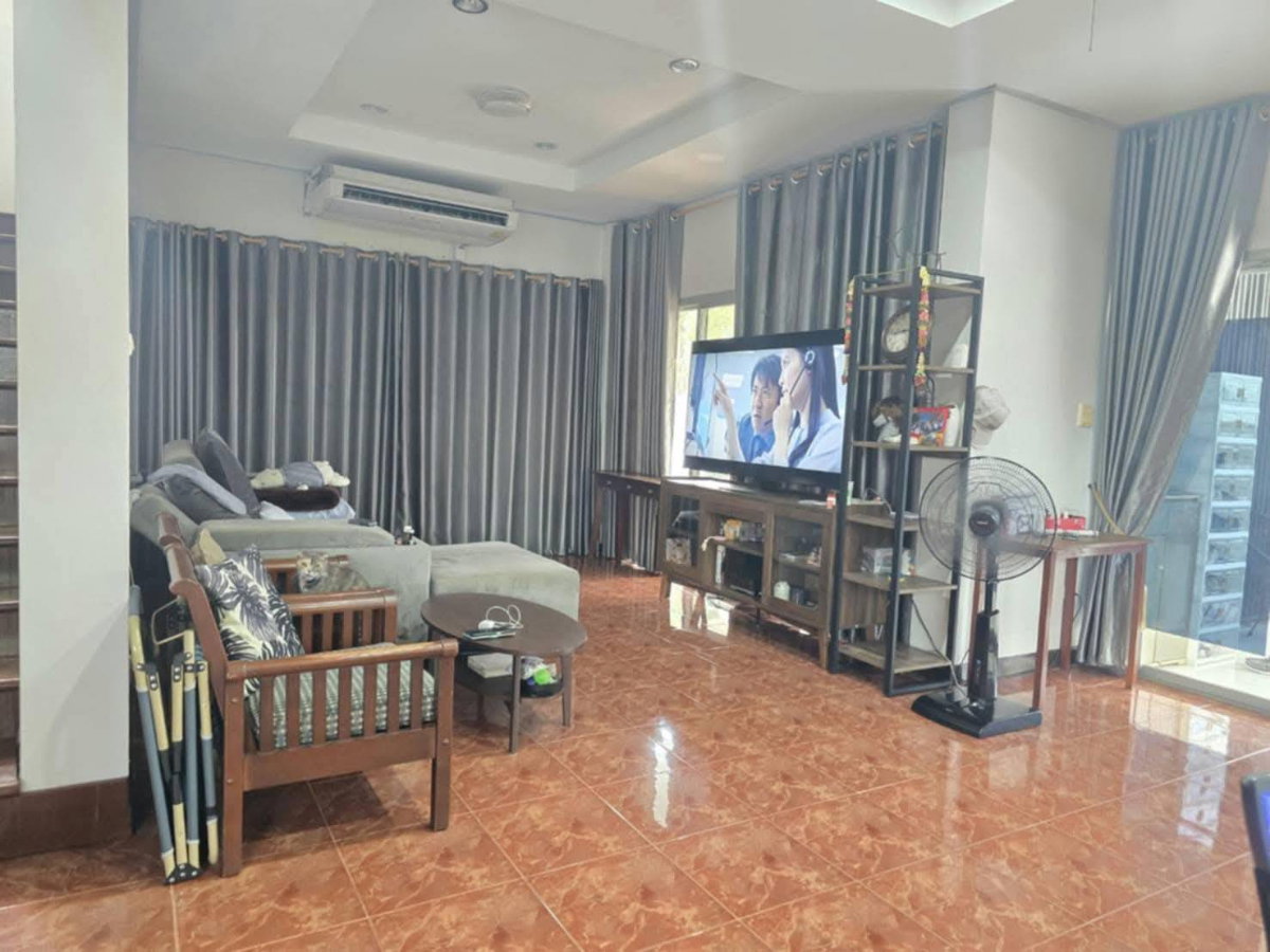 picture Baan Suansuwatana with private pool only 9.9 MB - 8/12