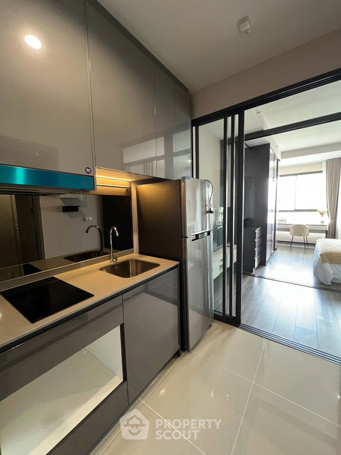 picture 200m To BTS Phra Khanong | 1-BR KnightsBridge Space Sukhumvit-Rama4 (ID 3393446) - 14/16