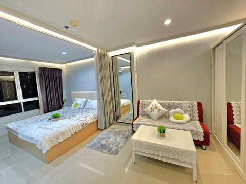 Makro ladprao 1.5 km. Condo Lumpini ville Ramkhamhaeng 44 ( Rental ) Price  11,000 Baht