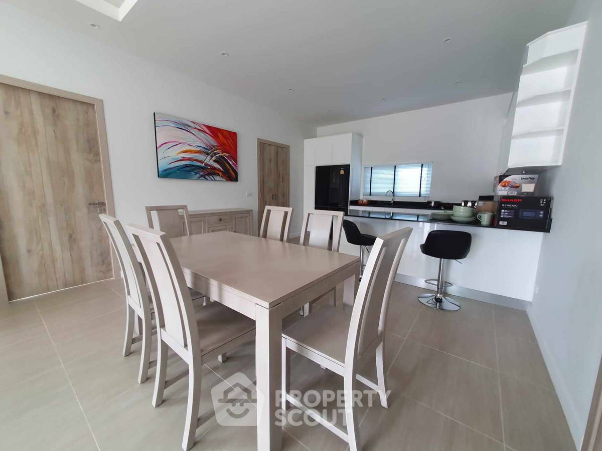 picture 195 Sqm 3-BR Villa In Thap Tai, Hua Hin (ID 1443458) - 16/22