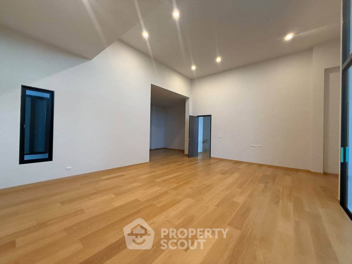 รูป บ้าน 4-ห้องนอน ที่ เดอะ มาสเตอร์ เอกมัย-รามอินทรา ใน ท่าแร้ง (ID 3392994) - รูปที่ 7/9
