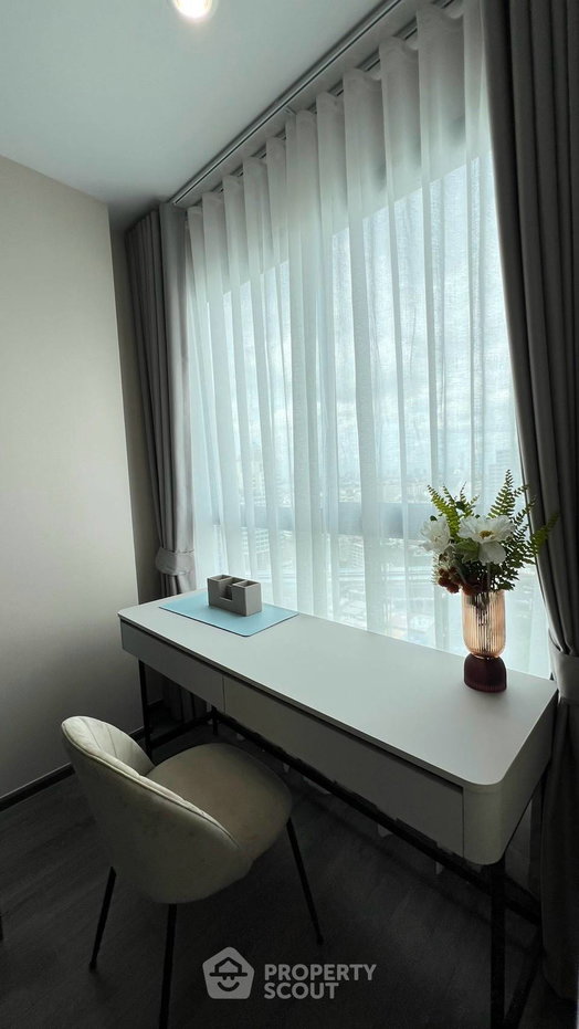 picture 200m To BTS Phra Khanong | 1-BR KnightsBridge Space Sukhumvit-Rama4 (ID 3393446) - 3/16