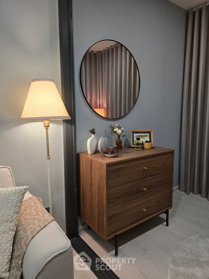 picture 15th-Floor 1-BR Life Charoennakhon-Sathorn By BTS Krung Thon Buri (ID 3391870) - 10/21