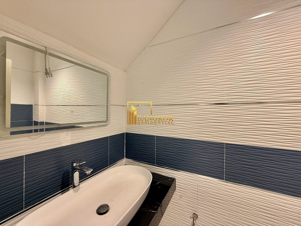 picture Thonglor Classic Home | Spacious 5 Bed Townhouse in Thonglor - BR49108TH - 8/44