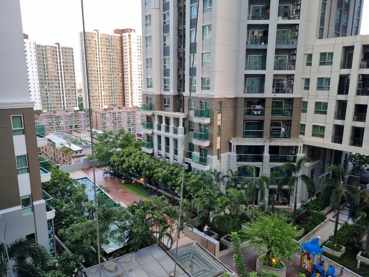 picture Belle Residence, Resort style living with lush Garden pool/Quiet ,bright ,well maintained - 7/13