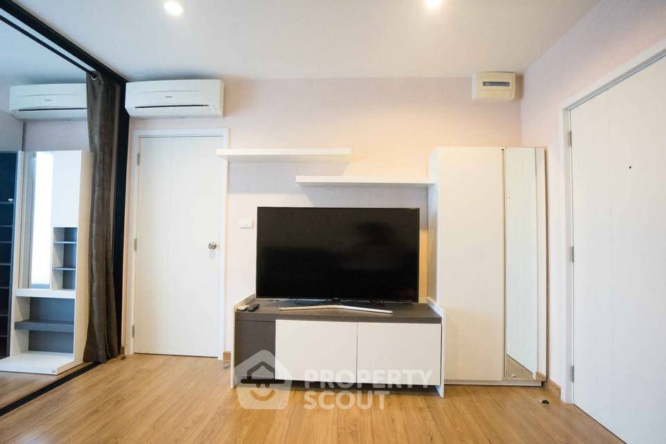 picture 35th-Floor 1-BR At The Tree Interchange Near MRT Bang Pho (ID 3394495) - 4/7