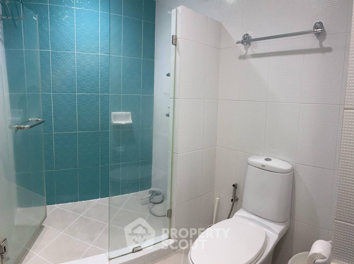 picture 1-BR Condo at St. Louis Grand Terrace near BTS Saint Louis (ID 785581) - 4/5