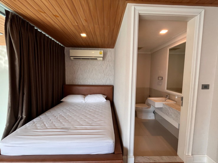 picture Pool villa 4 bedrooms in prompong - 7/23