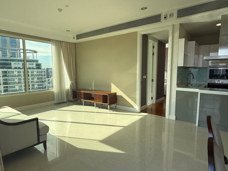 รูป ให้เช่า Q Langsuan คิว หลังสวน 3 ห้องนอน 135 ตร.ม. ชั้น 30 ที่จอดรถ 2 คัน - รูปที่ 2/8