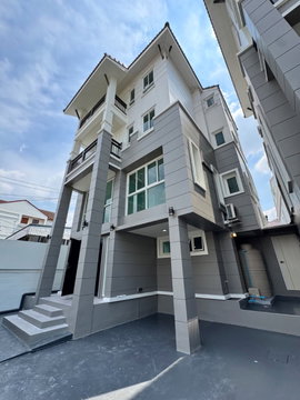 #HHR232  3-Story Townhome for Rent | 178 sq.m. | 3 Bedrooms | Ekkamai - Pridi Phanomyong 31 📍 Near BTS Ekkamai