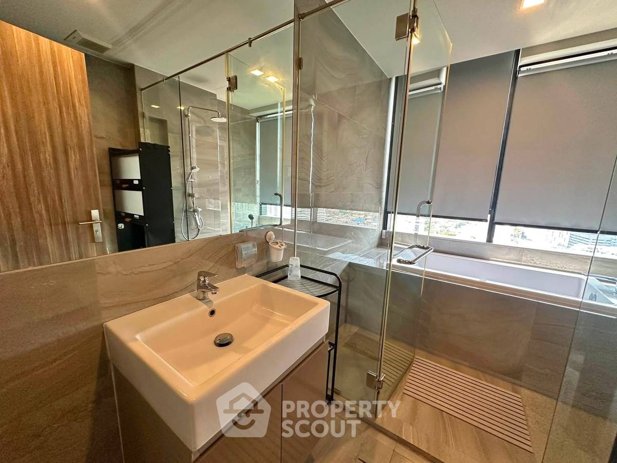 picture 23rd-Floor 2-BR At Ideo Q Sukhumvit 36 Near BTS Thong Lor (ID 3395938) - 11/11