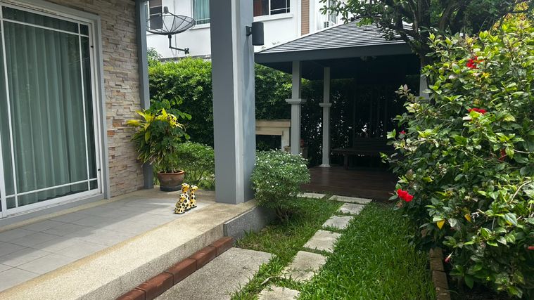 ขายบ้านเดี่ยว 4 ห้องนอน 200 ตร.ม. 68.6 ตร.ว. นันทวัน อุทยาน - อักษะ