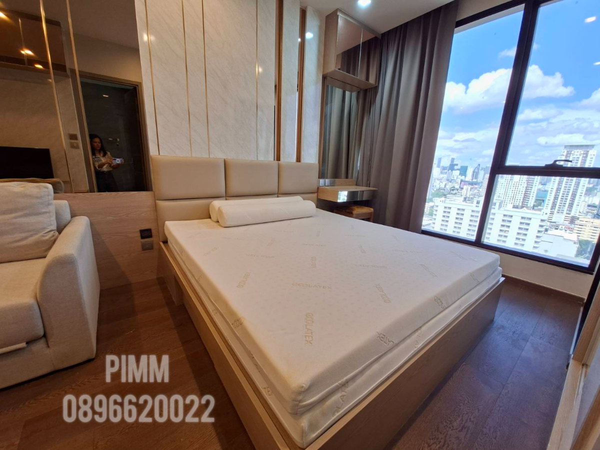 picture Available now, Ready to move in, Ideo Q Victory connected to BTS Victory monument. - 9/20