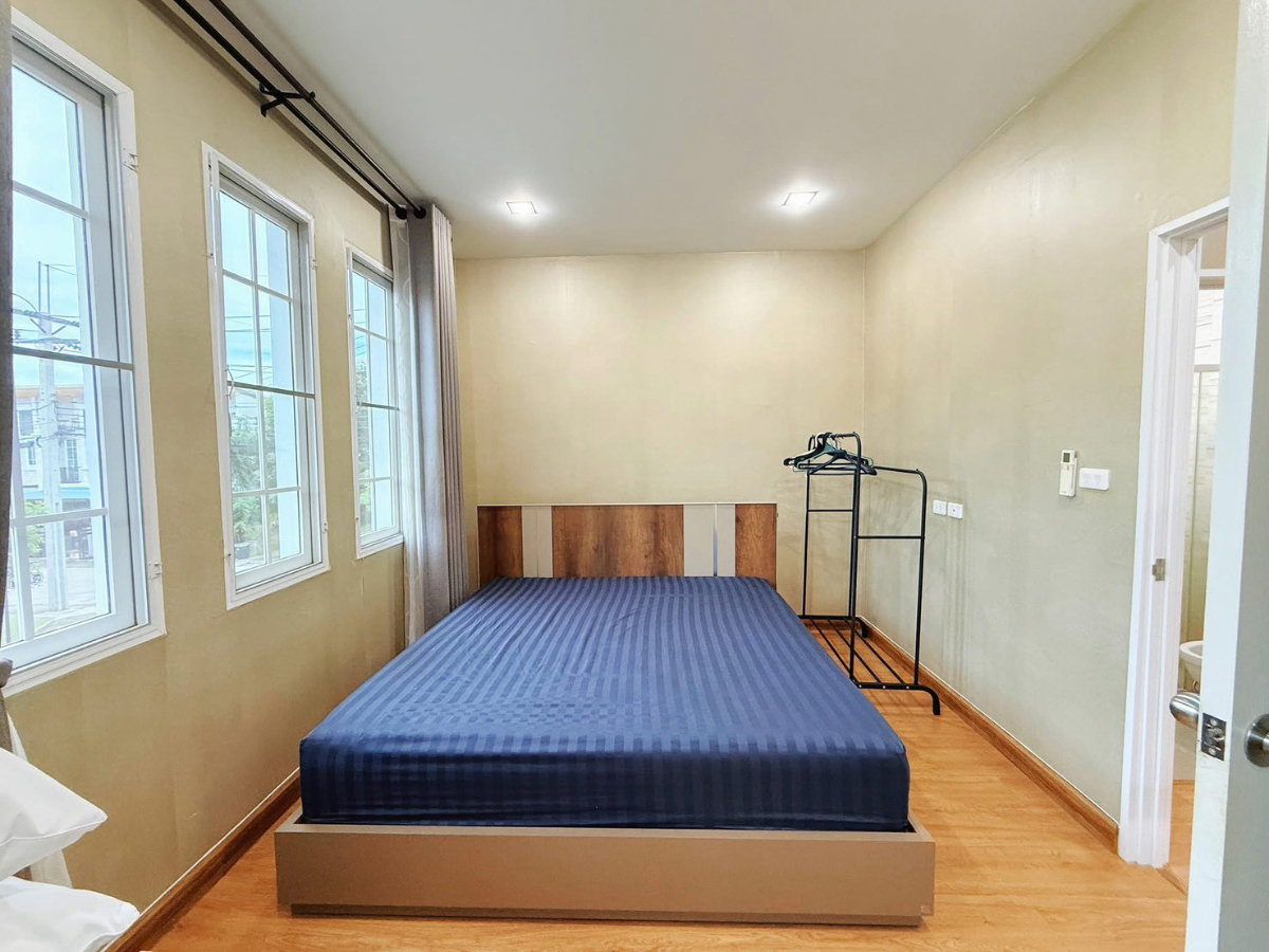 รูป 🏡✨ FOR RENT | GOLDEN TOWN VIBHAVADI–CHAENGWATTHANA 4 ห้องนอน 2 ห้องน้ำ เฟอร์นิเจอร์ครบ - รูปที่ 19/20