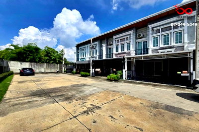 ทาวน์โฮม นิคมอัญธานี (เจมโมโปลิส) : ขายทาวน์เฮาส์ 2 ชั้น โกลเด้น ทาวน์ 3 บางนา-สวนหลวง กาญจนาภิเษก ใกล้เมกาบางนา