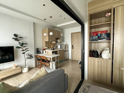 🎈 #MT2610_124 🎈💥Urgent💥 Definitely available—click fast before it's gone! ‼️ 𝗙𝗼𝗿 𝗥𝗲𝗻𝘁 1️⃣6️⃣k 🔥 Altitude Unicorn Sathorn-Tha Phra Condo.