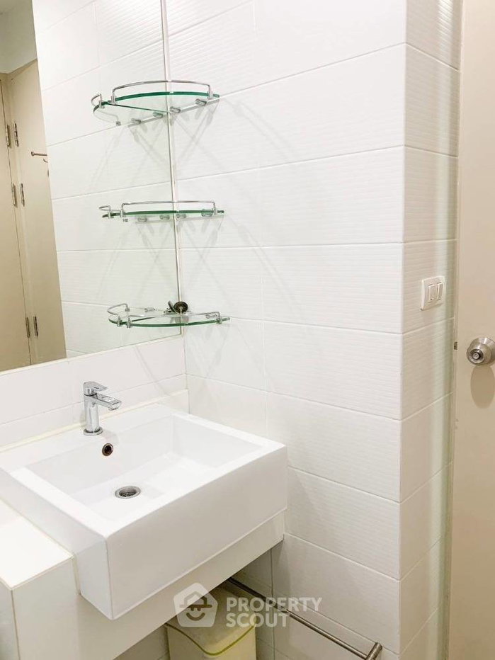 picture 2-BR Condo at Ideo Mix Phaholyothin near BTS Saphan Khwai (ID 1895131) - 12/16