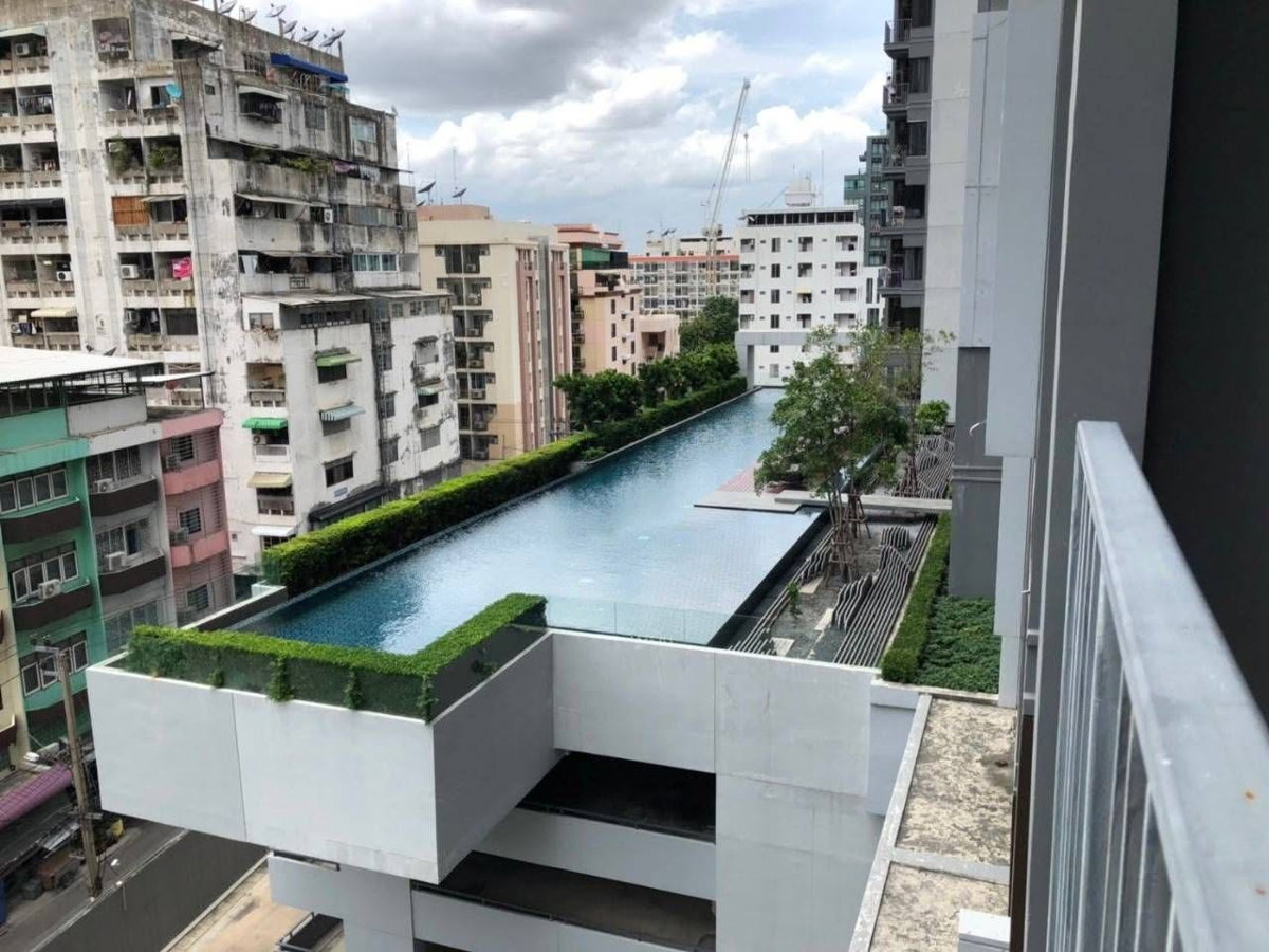 picture 🍀 For Rent Onyx Phaholyothin 🍀 Add Line ID: @zcondo (with@) 🔥 C6432 - 11/12