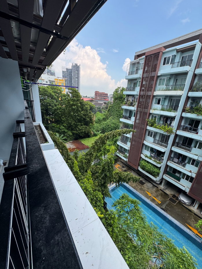 picture The Next Garden Suite for Rent - 10/19