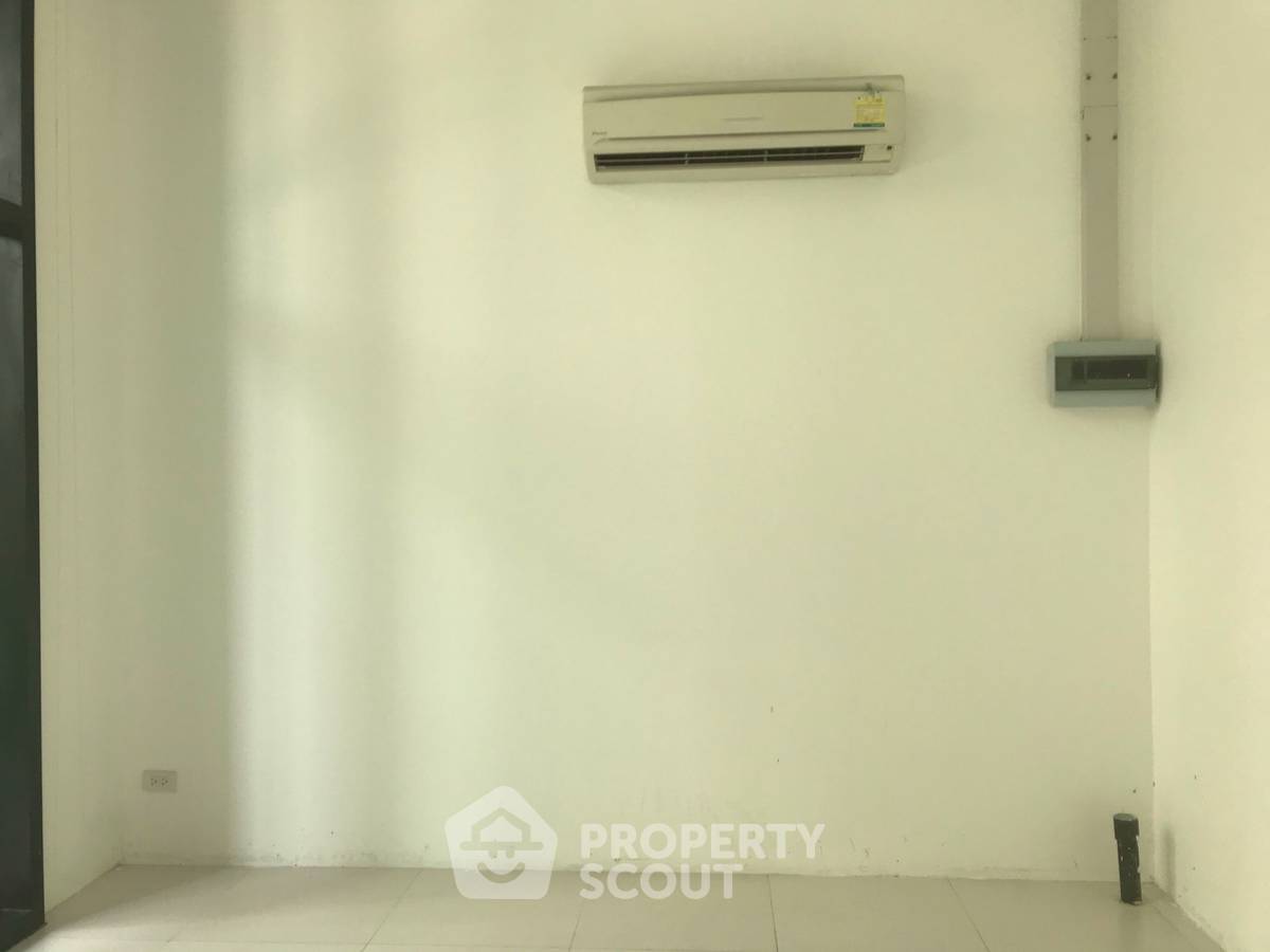 รูป คอนโด 1-ห้องนอน ที่ เดอะ แคปปิตอล ราชปรารภ-วิภาฯ ใกล้ BTS สนามเป้า (ID 3392543) - รูปที่ 4/9