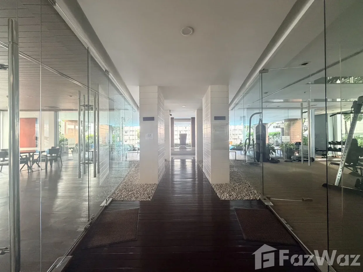picture Prime location within walking distance of BTS Phrom Phong 6855362 - 18/25
