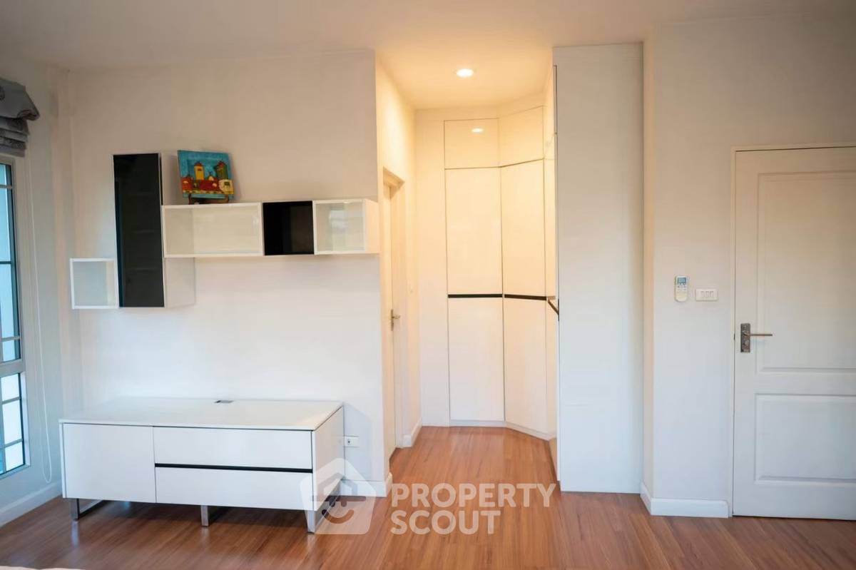 รูป บ้าน 3-ห้องนอน ที่ มัณฑนา แจ้งวัฒนะ-ราชพฤกษ์ ใน บางพลับ (ID 3385153) - รูปที่ 9/10