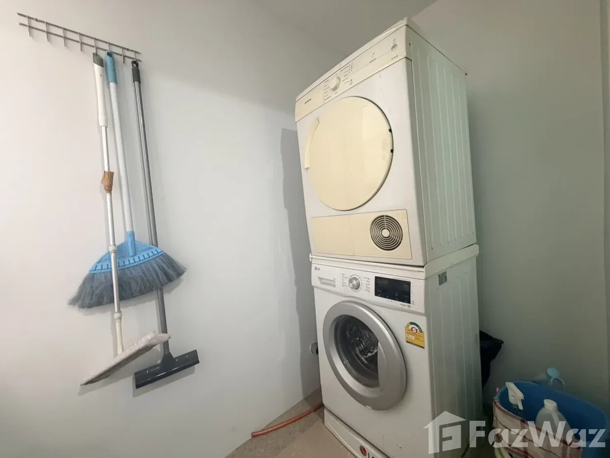 picture Prime location within walking distance of BTS Phrom Phong 6855362 - 15/25