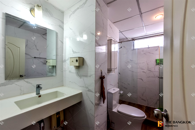 Condos for sale : Supalai River Place Special price, limited quantity