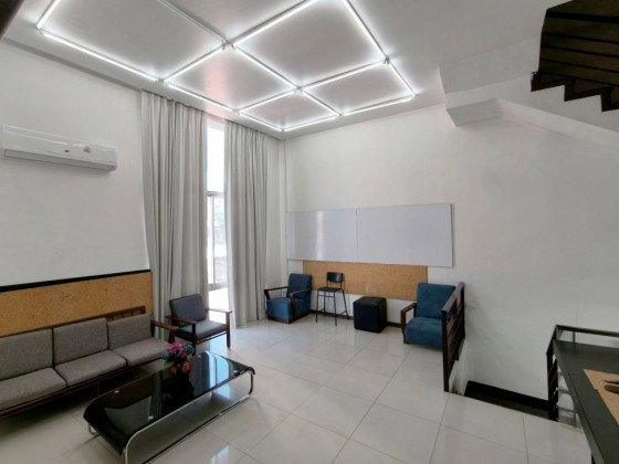 รูป ให้เช่าHome Office 4 ชั้น ซอยลาดพร้าว 31 (น้ำไม่ท่วม)/ ใกล้ MRT ลาดพร้าว / แอร์ 10 เครื่อง / จอดรถ 4 คัน / เหมาะเป็นสำนักงาน จดบริษัทได้ - รูปที่ 3/9