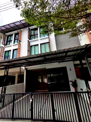 เช่าทาวน์โฮม MRT ศรีนุช : ให้เช่า Areeya Mandarina Sukhumvit 77 หมู่บ้านอารียา แมนดาริน่า สุขุมวิท 77