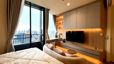 คอนโดให้เช่า : ให้เช่า Noble Form Thonglor ชั้น 26 วิวเมือง 33 ตร.ม. รวม Wi-Fi ใกล้ BTS ทองหล่อ [RAW-0010]
