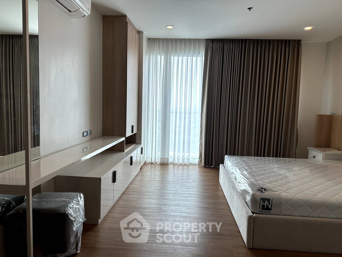 picture 33rd-Floor 3-BR At Sky Walk Residences, 200m To BTS Phra Khanong (ID 3391775) - 14/18